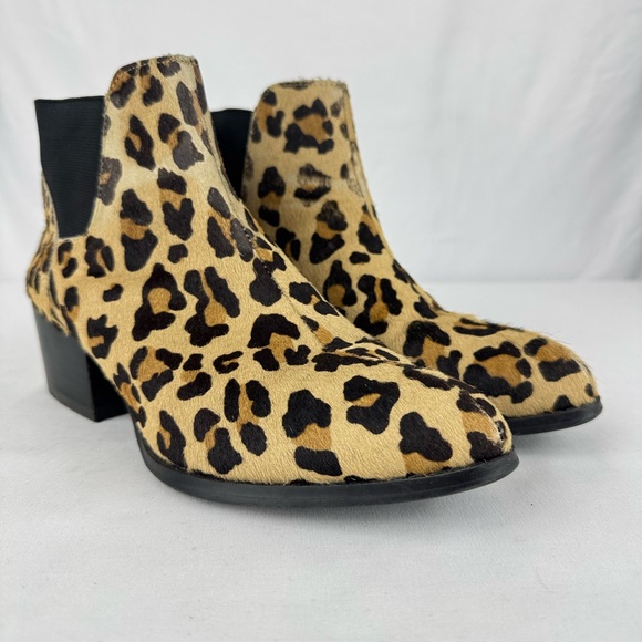 Steve Madden Leopard Print Calf Hair Ankle Bootie - Picture 2 of 11